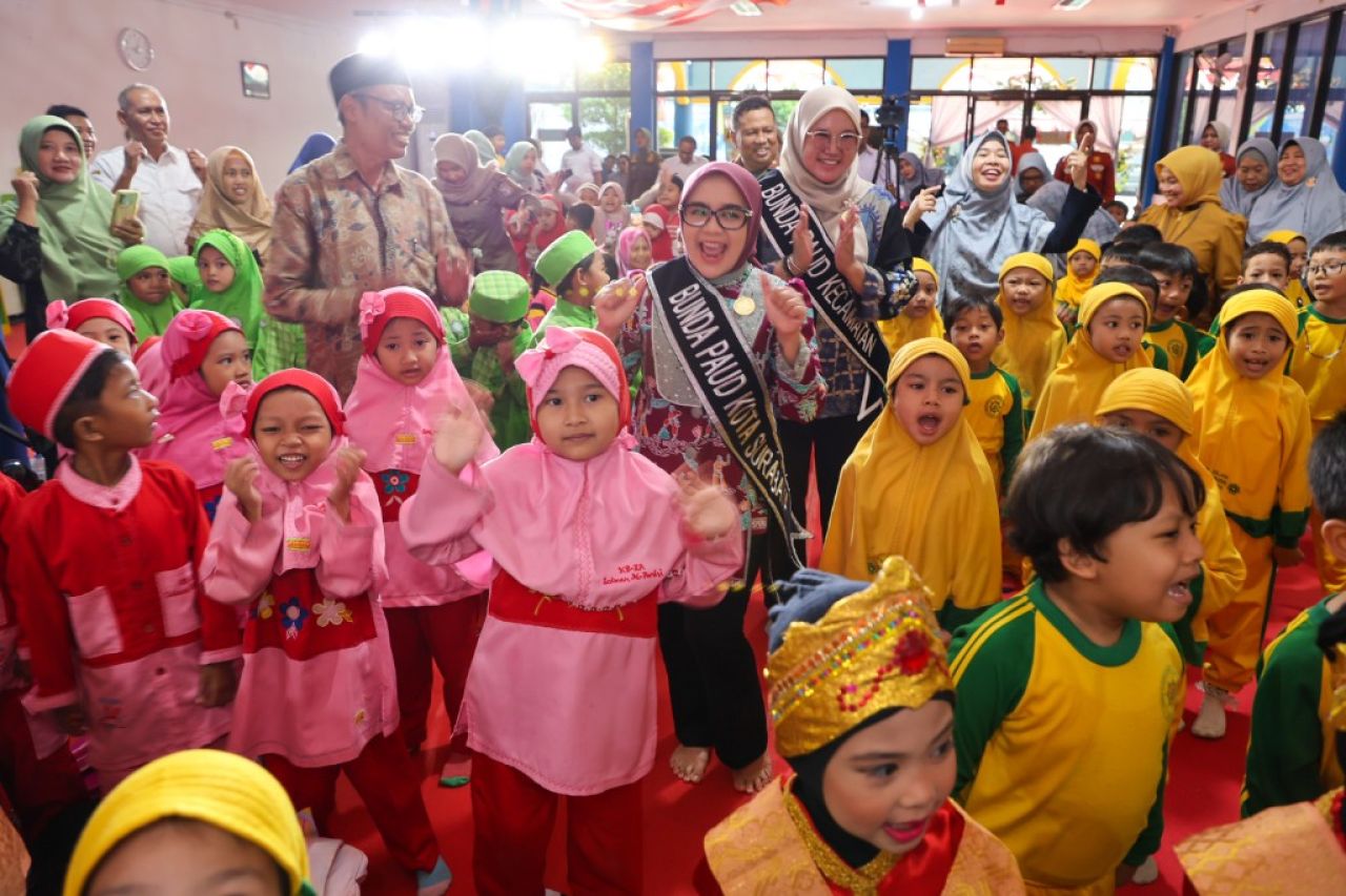Pemkot Surabaya Terapkan Wajib Belajar 13 Tahun, PAUD Jadi Pondasi Pendidikan Dasar