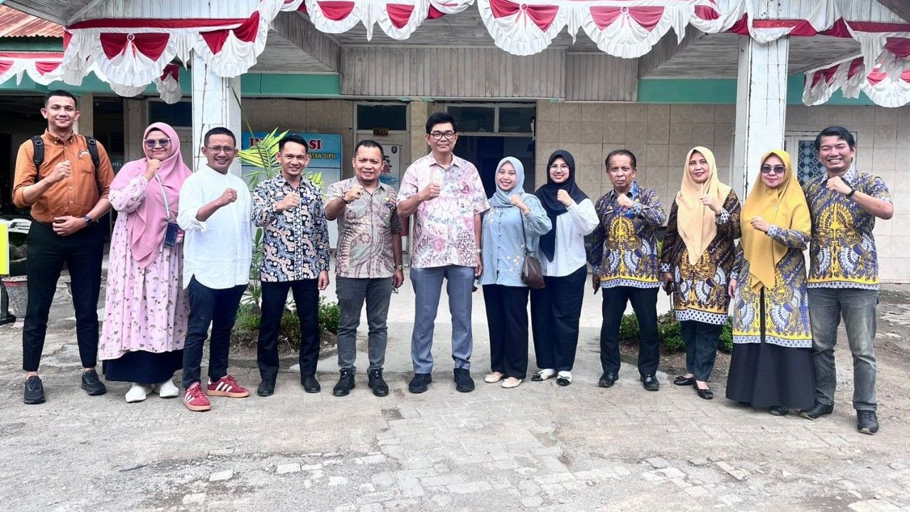 Dr Cholifihani Bappenas RI sambangi disdukcapil Jeneponto.