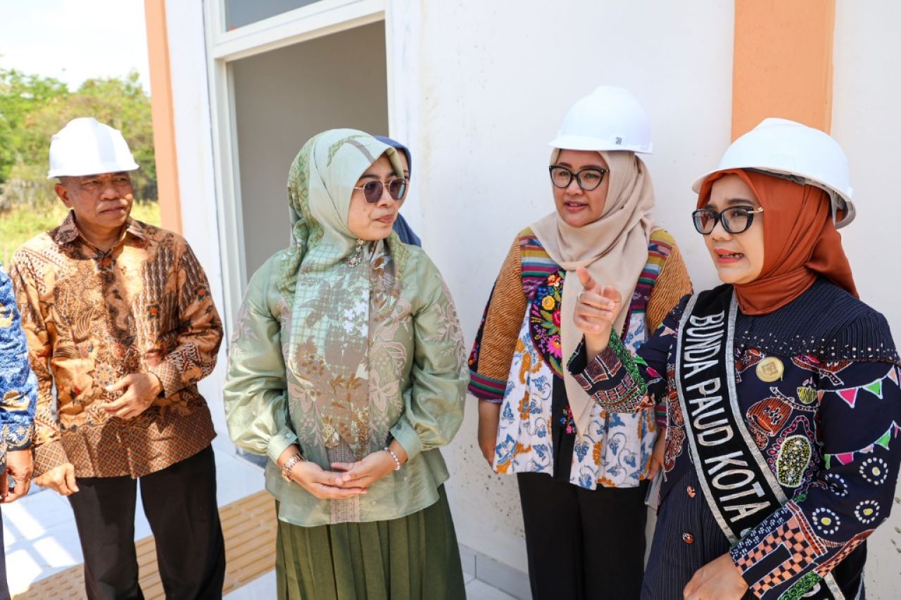 Bunda PAUD Surabaya Apresiasi TK Labschool UNESA 2, Perluas Jangkauan Wajib Belajar Pra-Sekolah. Kominfo Surabaya)