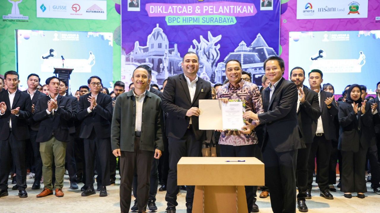 Pengurus Baru HIPMI Surabaya Resmi Dilantik, Wali Kota Eri Ajak Kolaborasi Kembangkan Hi-Tech Mall