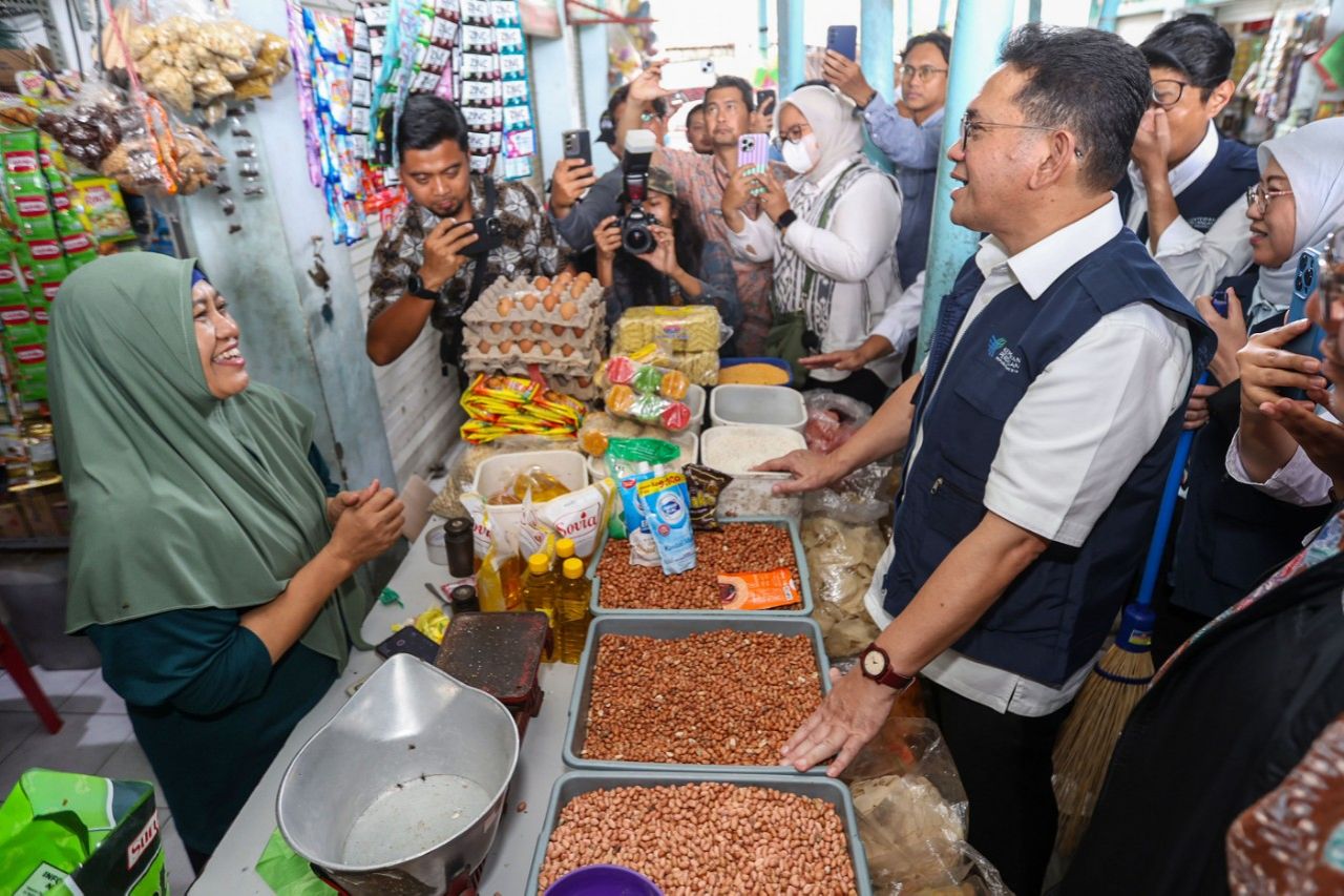 Gernas Mapan Gebrak Surabaya, Pasar Kotor Disulap Jadi Bersih dan Modern!