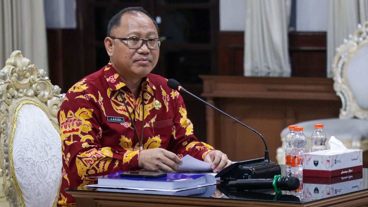 Pelaksana Tugas (Plt) Kepala Dinas Penanaman Modal dan Pelayanan Terpadu Satu Pintu (DPM-PTSP) Kota Surabaya, Lasidi. (Kominfo Kota Surabaya)