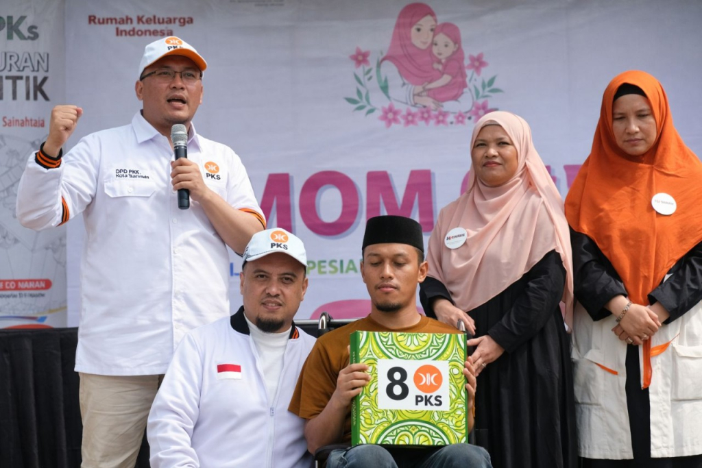 DPD PKS Kota Surabaya Luncurkan Gerakan Sayangi Rentan dan Disabilitas. [Tim]