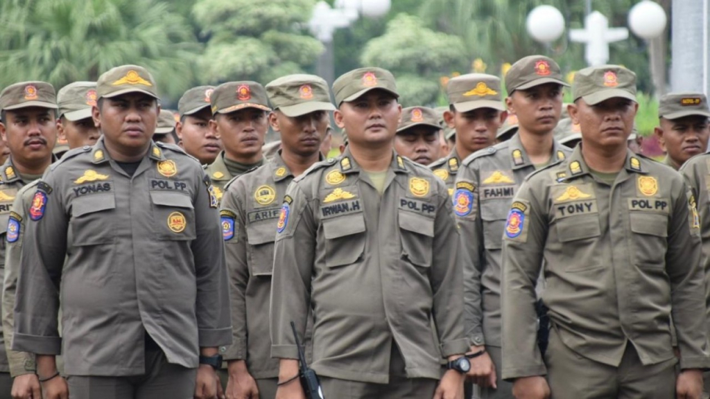 Satpol PP Surabaya intensifkqn patroli Ramadan. (Kominfo Surabaya)