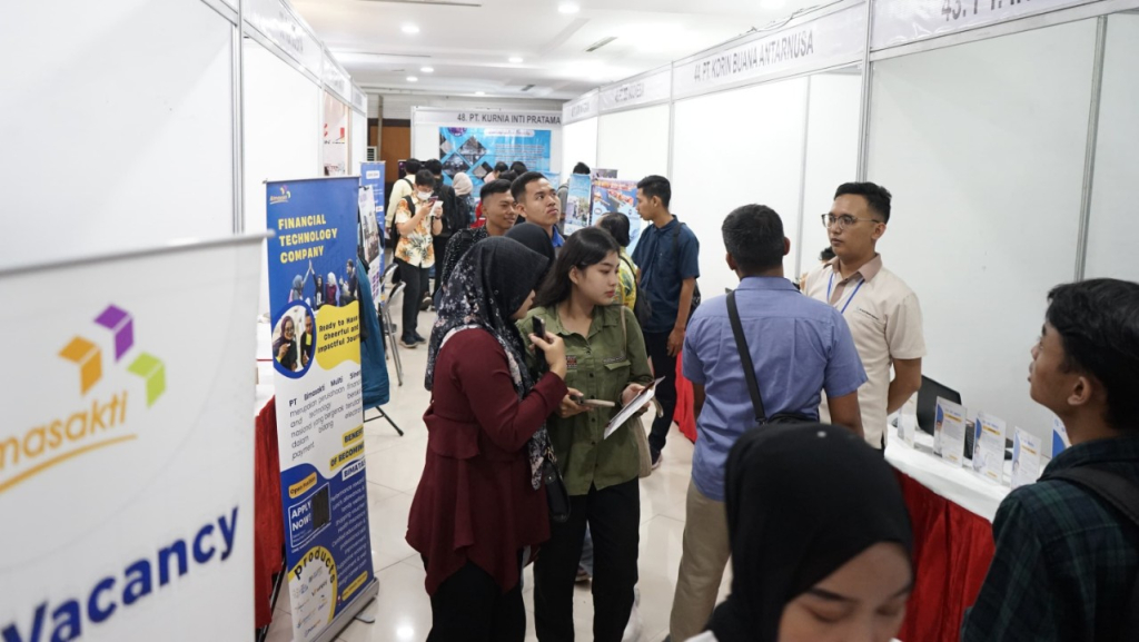 Surabaya Dorong Industri Tembus Ekspor. Seribu Lowongan Kerja Disiapkan di SIL Festival 2026
