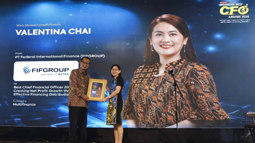 Direktur FIFGROUP, Valentina Chai, raih penghargaan sebagai Best Chief Financial Officer 2026 for Creating Net Profit Growth through Effective Financing Distribution, kategori Multifinance, dalam ajan