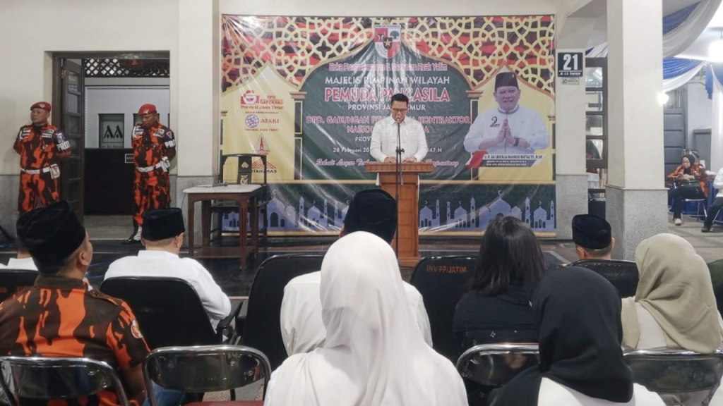Wakil Ketua MPW Pemuda Pancasila Jawa Timur, H. Muhammad Ali Afandi yang akrab disapa Andi, menyampaikan salam hormat dan semangat kepada seluruh kader militan Pemuda Pancasila. (Tim)