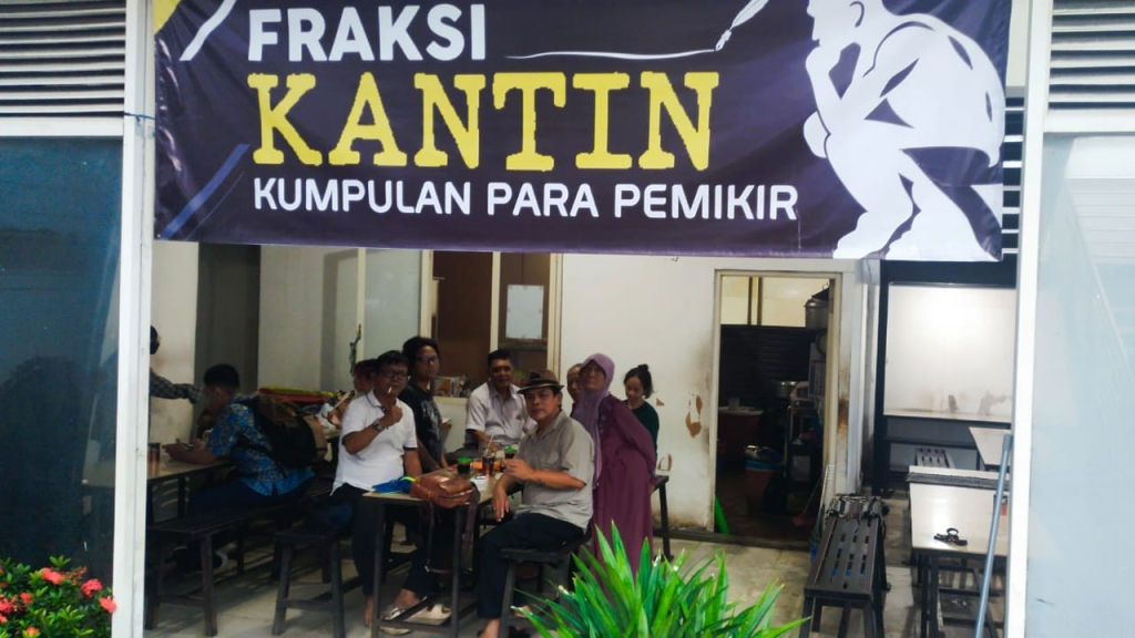 Suasana kantin Balai Pemuda. (Amar)