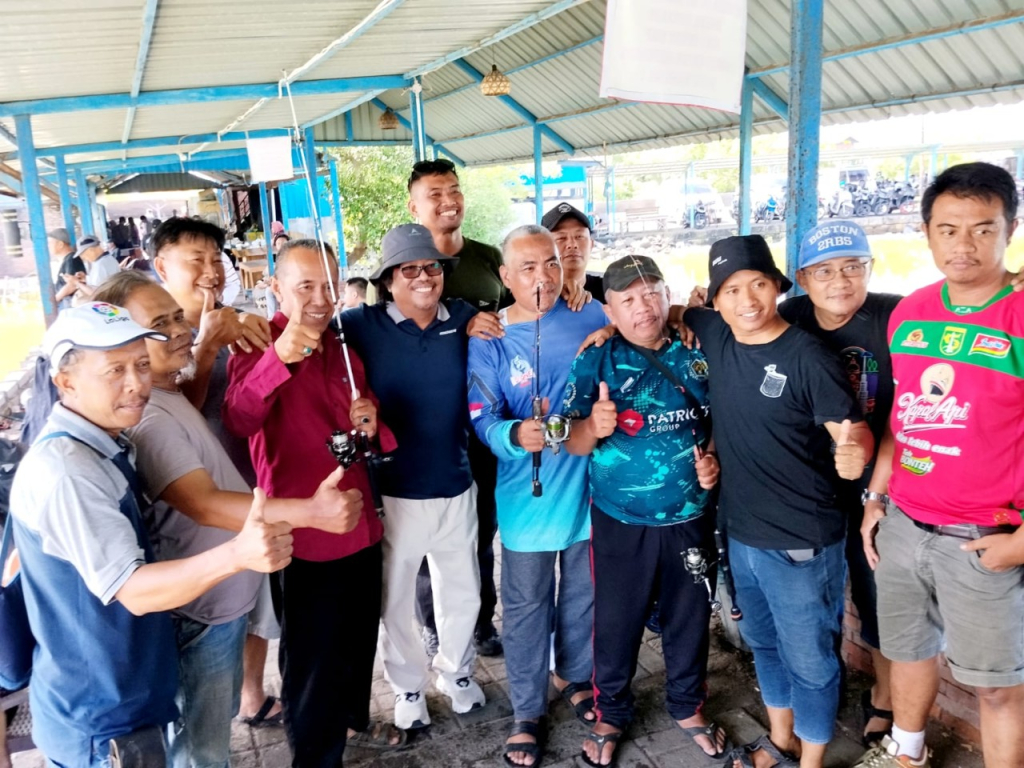 Sekretariat DPRD Surabaya dan Judes Gelar Mancing Mania