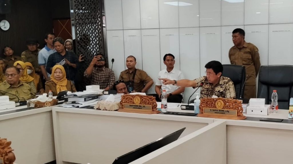 DPRD Surabaya Beri Tenggat Satu Bulan Manajemen Soto Boyolali Kenjeran untuk Lengkapi Perizinan