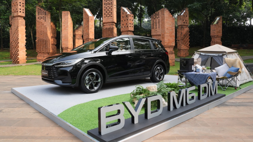 BYD M6 DM