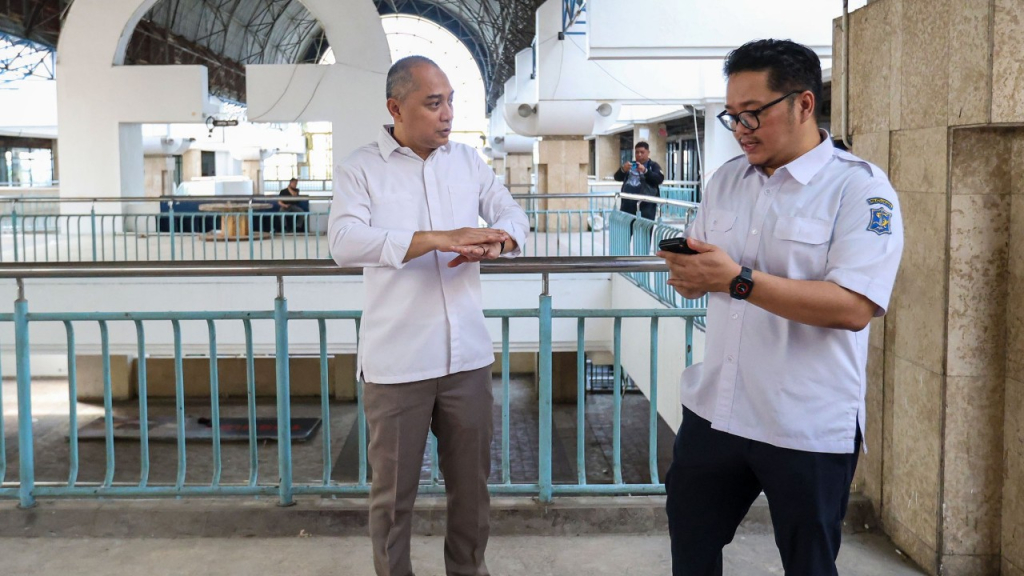 Wali Kota Eri saat meninjau kawasan eks Hi-Tech Mall (THR)