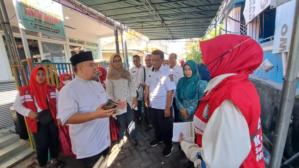 Komisi D DPRD Surabaya Sidak Posga Wiyung Pastikan Hak Kesehatan Warga