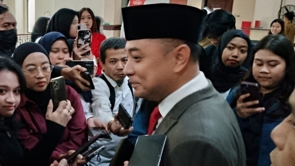 Tindak Lanjuti Dugaan Pungli, Wali Kota Siap Proses Hukum dan Evaluasi Kinerja Lurah