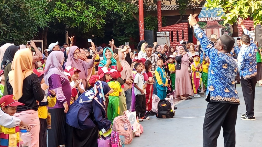 KPPRA Indonesia Apresiasi Pelaksanaan MPLS di Kota Surabaya