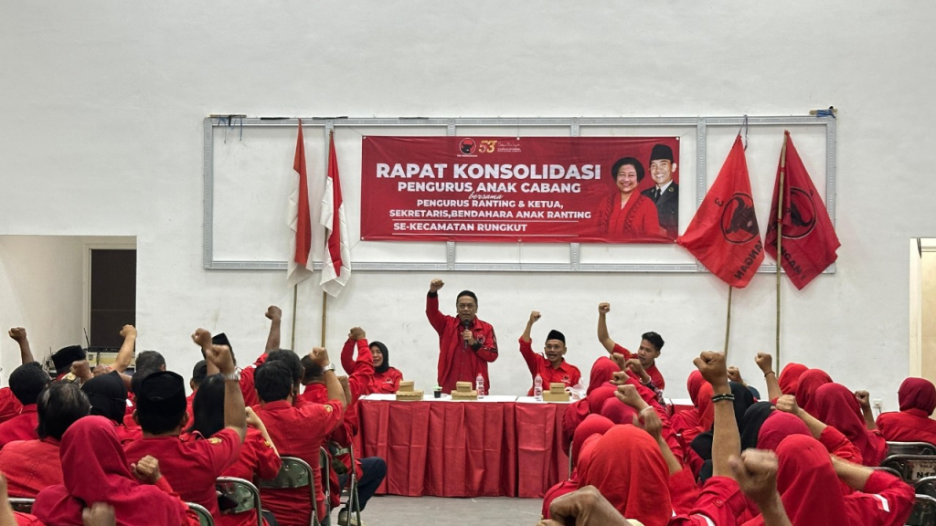 Dari Anak Biologis hingga Anak Ideologis, PDIP Rungkut BukaJalan bagi Gen Z