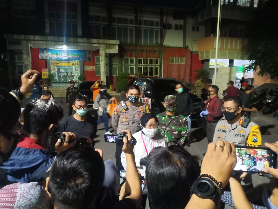 Wali Kota Risma Blusukan ke Kawasan Tandes Bersama Kapolres dan Muspika