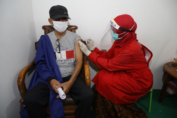 Pemkot Anjurkan Warga Penghuni Rusun Ikuti Vaksin Massal