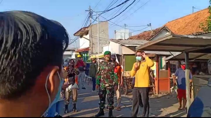 Forpimka Tanbaksari Sosialisasi Perwali 28 Tahun 2020 di Pasar Indraki