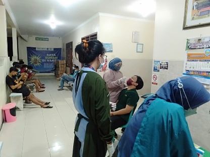 Operasi Yustisi PPKM Level 3 dan Swab Hunter Empat Pilar Kecamatan Tandes
