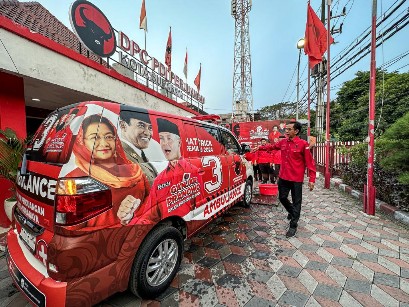 PDIP Surabaya Tambah Unit Ambulan untuk Pelayanan Rakyat