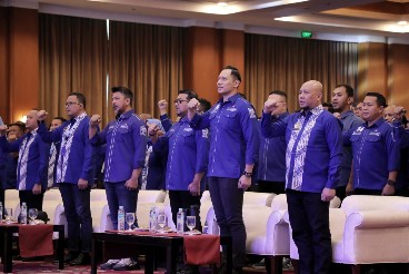 AHY (barisan depan ia dari kanan) saat hadiri Bimtek akeg dan caleg Partai Demokrat. /Foto: tim