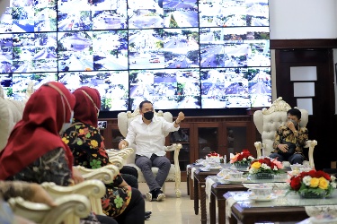 Eri Ajak Kolaborasi Dewan Pendidikan Majukan Pendidikan Surabaya