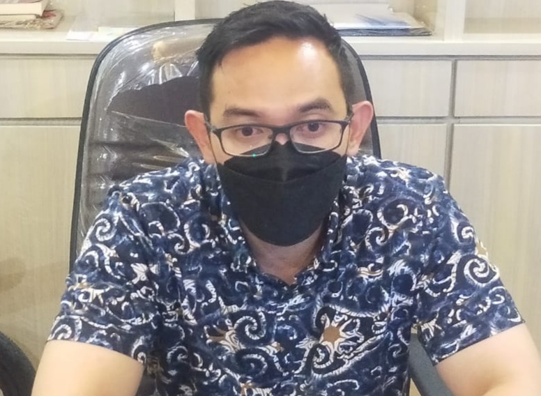 Kabag Humas Pemkot Surabaya, Febriadhitya Prajatara. / Foto : humas