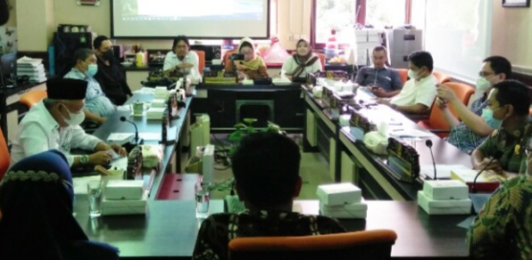 Bersama Komisi A DPRD Kota Surabaya KPU Bahas Pemekaran Dapil