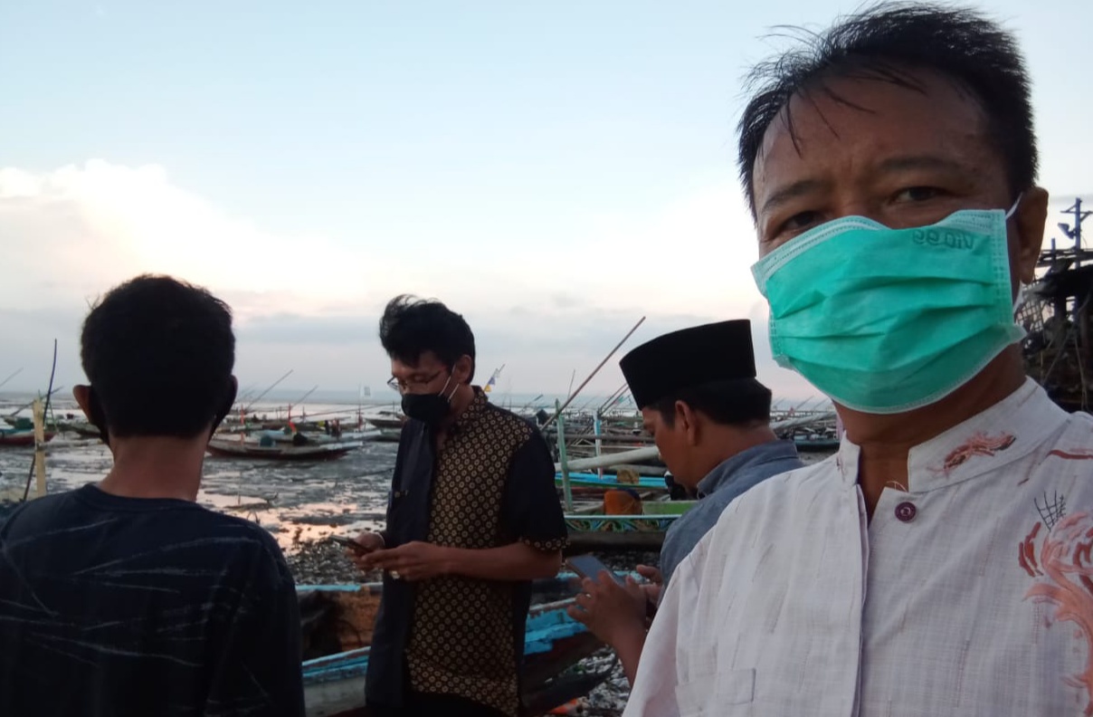8 Perahu Rusak Di Cumpat Surabaya
