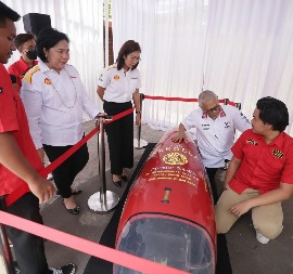 Persiapan tim untuk berkreasi Ciptakan Kendaraan dengan jarak tempuh terjauh yang efisien sumber energi. (Tim)