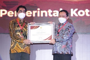 Platform “WargaKu” Milik Pemkot Surabaya Kembali Raih Penghargaan
