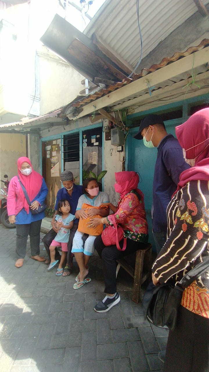 Pemkot Surabaya Pantau Kesehatan Pasutri Penderita TBC dan Katarak
