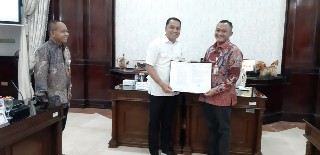 Walikota Eri Cahyadi Minta PD Pasar Surya Dan RPH Berkolaborasi
