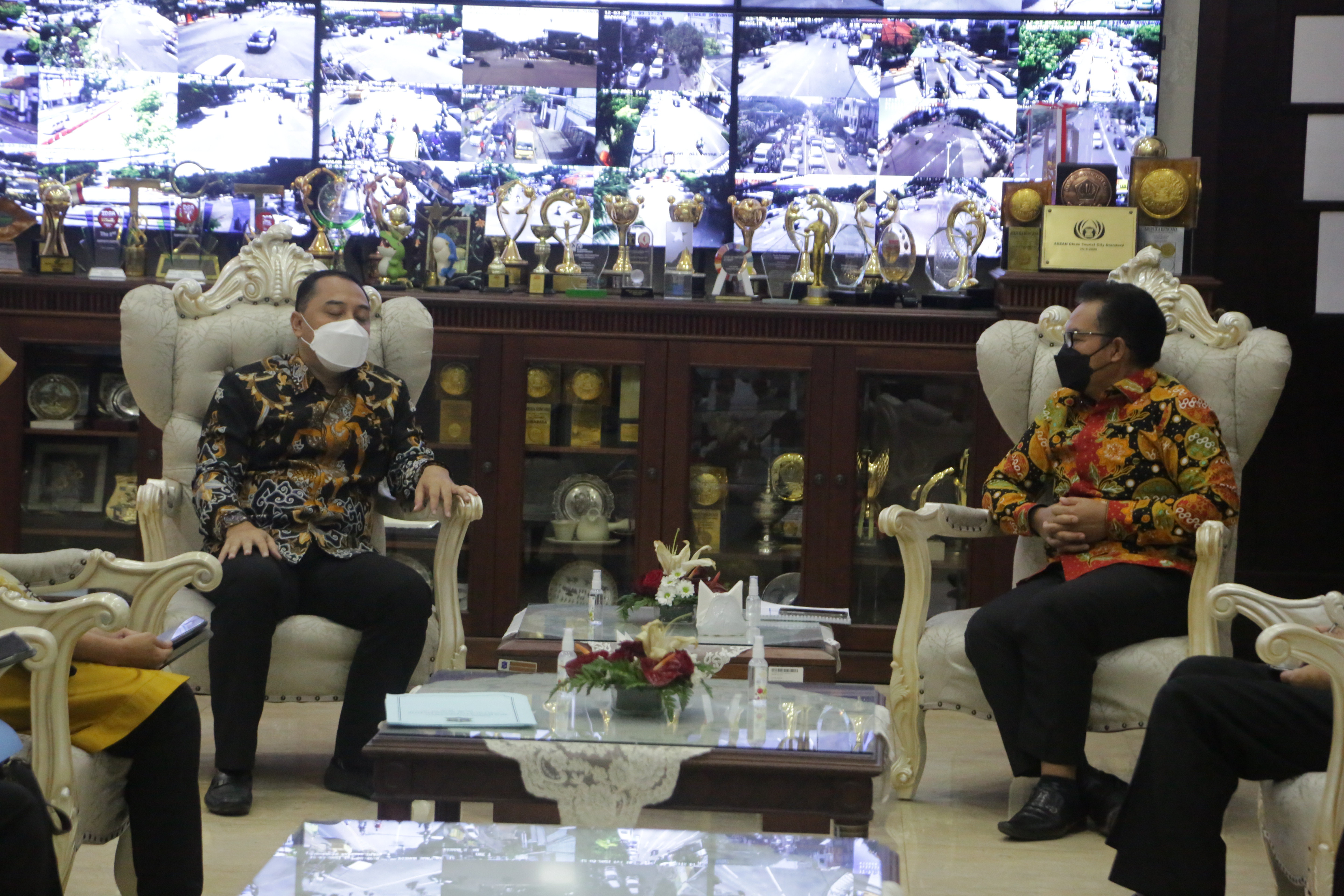 Cak Eri Ingin Surabaya Zero Stunting dan Kematian Ibu